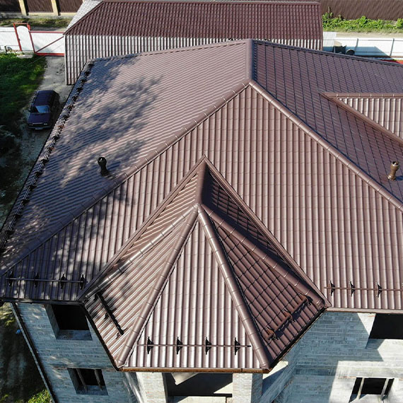 Монтаж сложной крыши и кровли в Исилькуле и Омской области